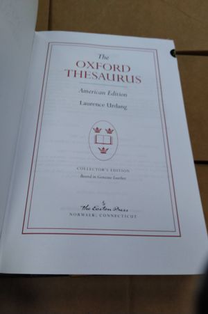 The Oxford Thesaurus American Edition image number 2