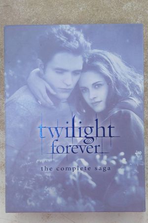 Twilight Forever: The Complete Saga Box Set [Blu-ray]
