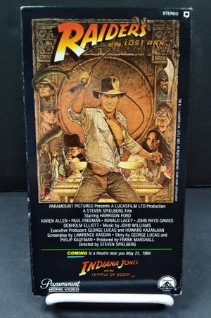 Raiders of the Lost Ark [VHS] image number 0