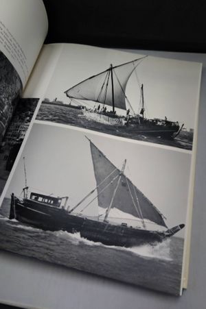 The Dhow: An Illustrated History of the Dhow and its World (Nautical Historical Record Series) image number 2