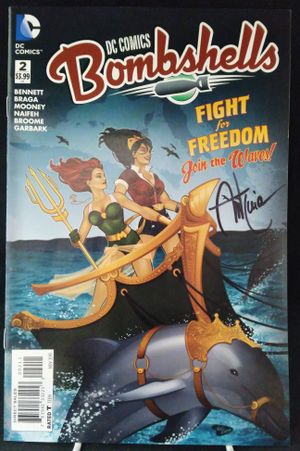 DC Comics: Bombshells #2 image number 0