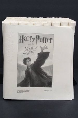 Harry Potter and the Deathly Hallows image number 0