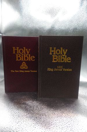 Holy Bible: 1611 King James Version and New King James Version image number 0