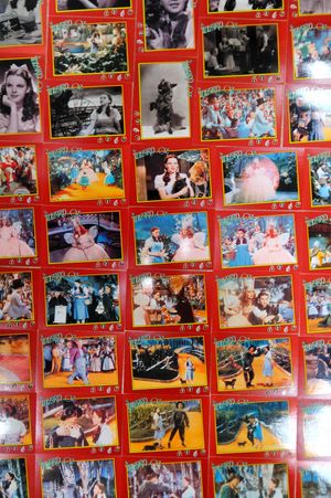 The Wizard of Oz Movie Trading Cards image number 0