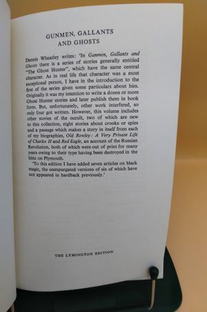 Gunmen, Gallants and Ghosts image number 2