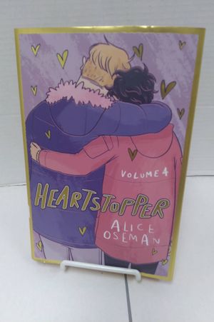 Heartstopper: Volume 4 image number 0