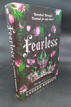 Fearless (Waterstones Exclusive) image number 0