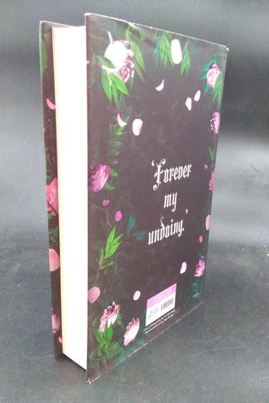 Fearless (Waterstones Exclusive) image number 1