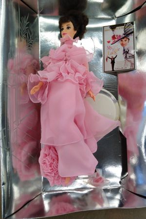 Barbie Hollywood Legends Collection - Eliza Doolittle in My Fair Lady in Pink Organza Gown image number 0