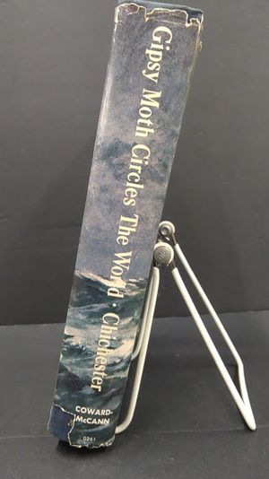 Gipsy Moth Circles The World image number 1