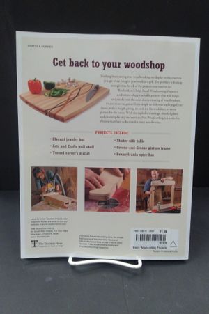 Small Woodworking Projects (Best of Fine Woodworking) image number 1