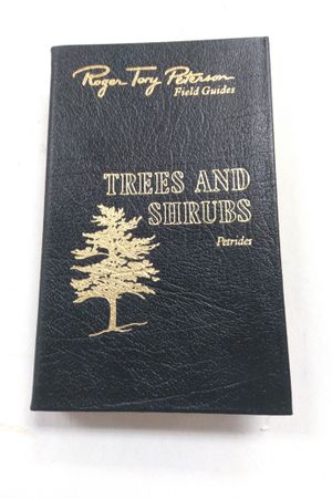 Roger Tory Peterson Field Guides: Trees and Shrubs image number 0