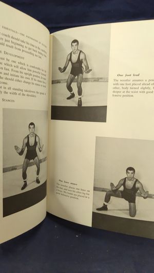 Illustrated Guide to the Takedown in Wrestling image number 2