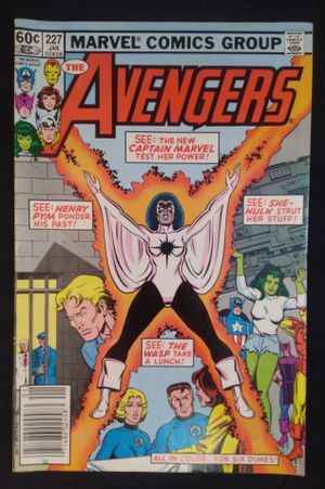 Avengers Issue 227 image number 0