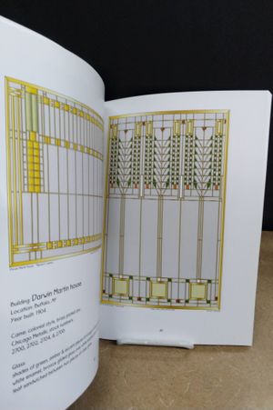 Light Screens Illustrated - The Stained Glass Windows of Frank Lloyd Wright image number 1