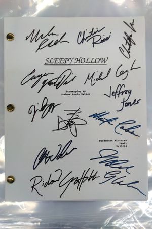 SLEEPY HOLLOW Signed Script - REPRINT image number 0