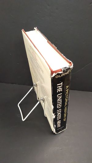 A Pictorial History of the United States Army image number 1