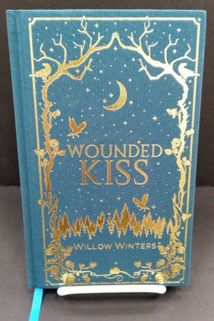 Wounded Kiss image number 0