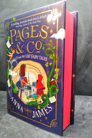 Pages & Co.: Tilly and the Lost Fairytales (Pages & Co., Book 2) image number 0