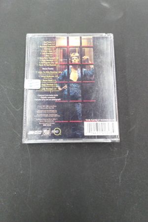 The Rise And Fall Of Ziggy Stardust And The Spiders From Mars image number 2