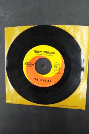 Yellow Submarine / Elanor Rigby image number 0