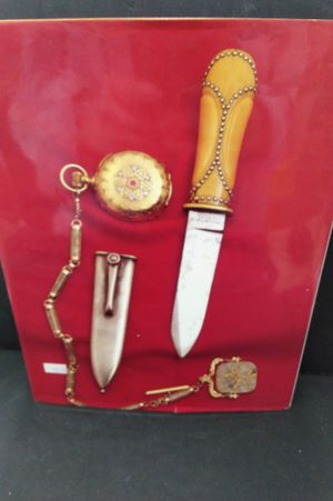 The Antique Bowie Knife Book image number 1