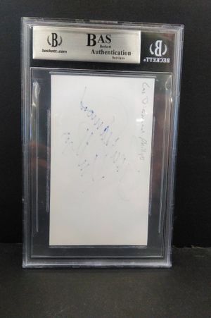Lou Diamond Phillips Signed Index Card-Beckett Authenticated  image number 1