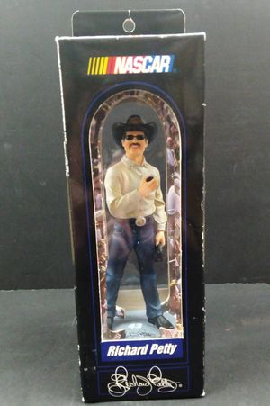Richard Petty Figurine image number 0