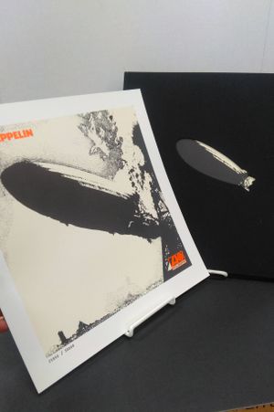 Led Zeppelin Deluxe Box Set image number 2