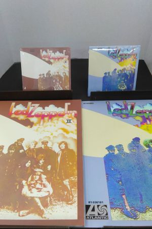 Led Zeppelin II image number 2