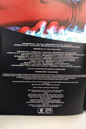 DC Universe: Rebirth Deluxe Edition image number 2