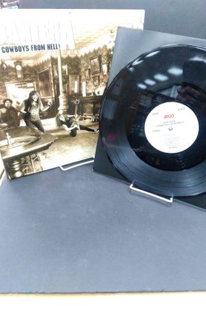 Cowboys From Hell (2LP 180 Gram Vinyl) image number 0