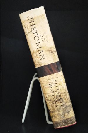 The Historian image number 0