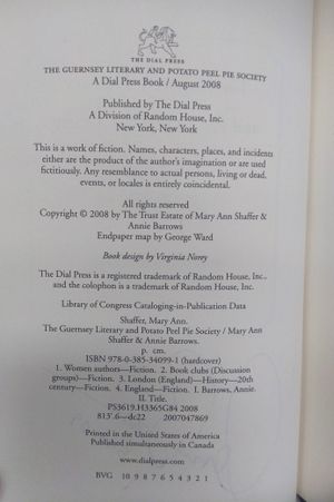 The Guernsey Literary and Potato Peel Pie Society image number 2
