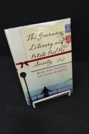 The Guernsey Literary and Potato Peel Pie Society image number 0