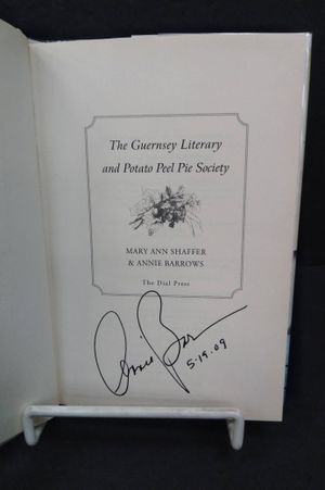 The Guernsey Literary and Potato Peel Pie Society image number 1