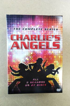 Charlie's Angels: The Complete Series image number 0