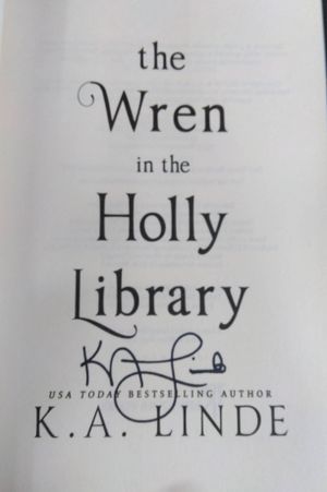 The Wren in the Holly Library (Deluxe Limited Edition) image number 1