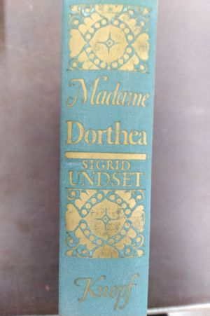 Madame Dorthea image number 0