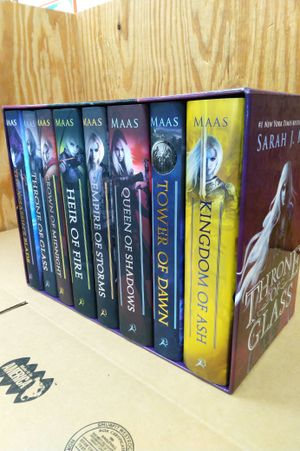 Throne of Glass Box Set image number 0