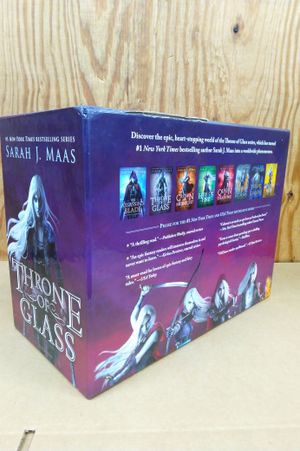 Throne of Glass Box Set image number 1