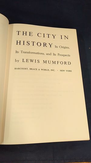 The City in History image number 2