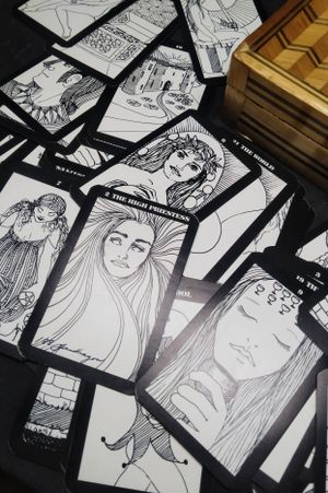The Pendragon Tarot Mother's Deck image number 1