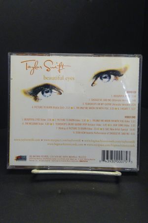 Beautiful Eyes image number 1