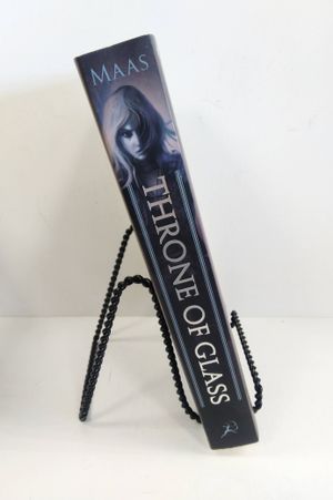 Throne of Glass image number 1