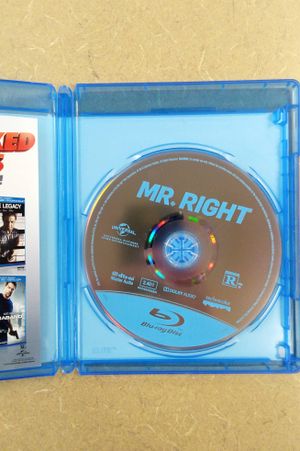 Mr. Right (Blu-ray + Digital HD) image number 2