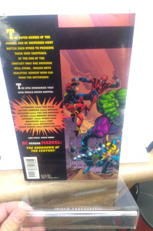 Dc Versus Marvel Comics image number 1