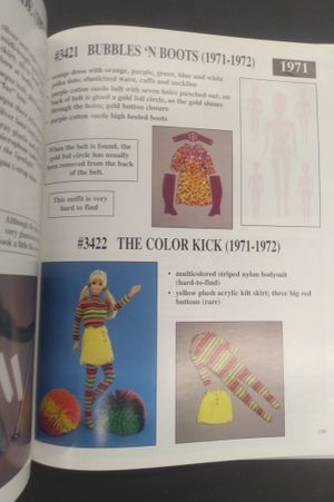 Barbie and Her Mod, Mod, Mod, Mod, World of Fashion image number 2