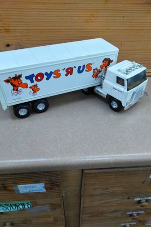 Vintage TOYS R US Semi Truck Tractor Trailer Ertl Pressed Steel 80s image number 0