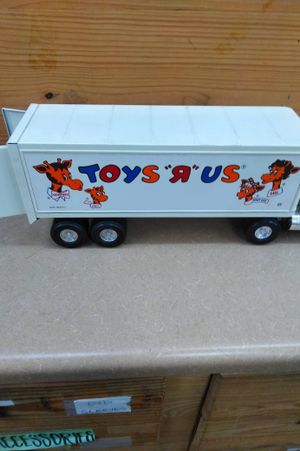 Vintage TOYS R US Semi Truck Tractor Trailer Ertl Pressed Steel 80s image number 2